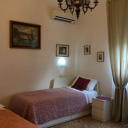 A Casa Doina Airport2 Bed & Breakfast Pisa Ngoại thất bức ảnh