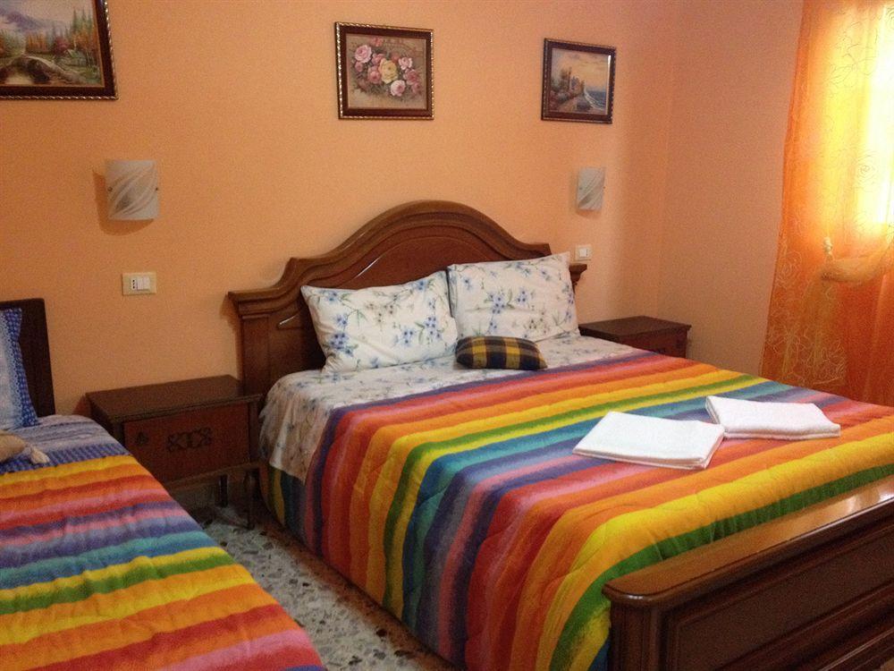A Casa Doina Airport2 Bed & Breakfast Pisa Ngoại thất bức ảnh