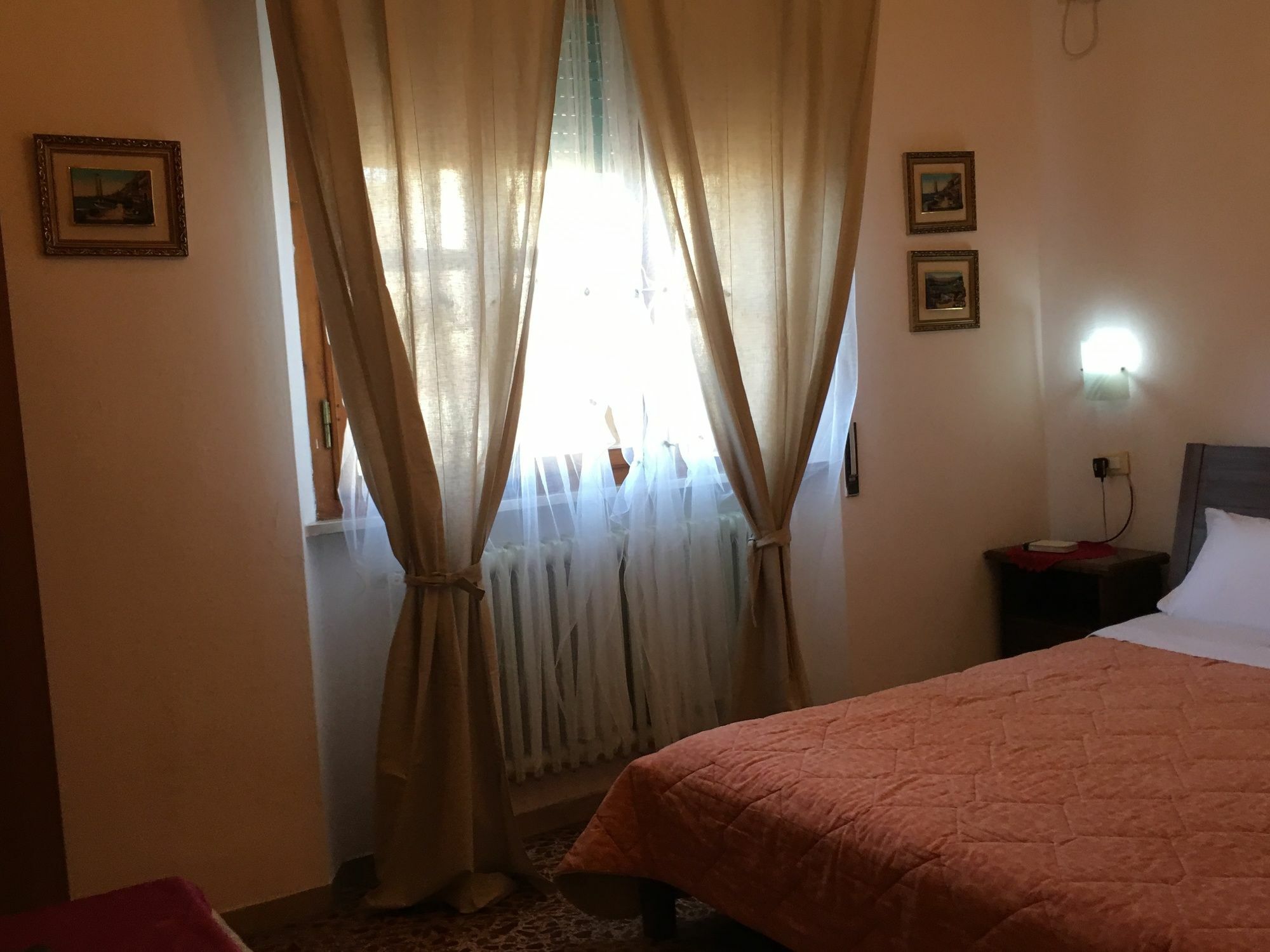 A Casa Doina Airport2 Bed & Breakfast Pisa Ngoại thất bức ảnh