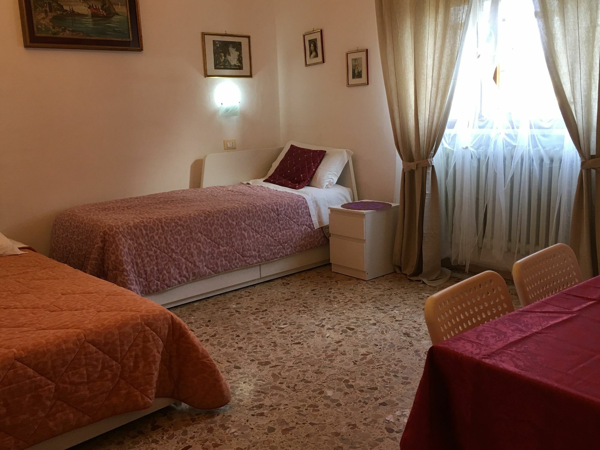 A Casa Doina Airport2 Bed & Breakfast Pisa Ngoại thất bức ảnh