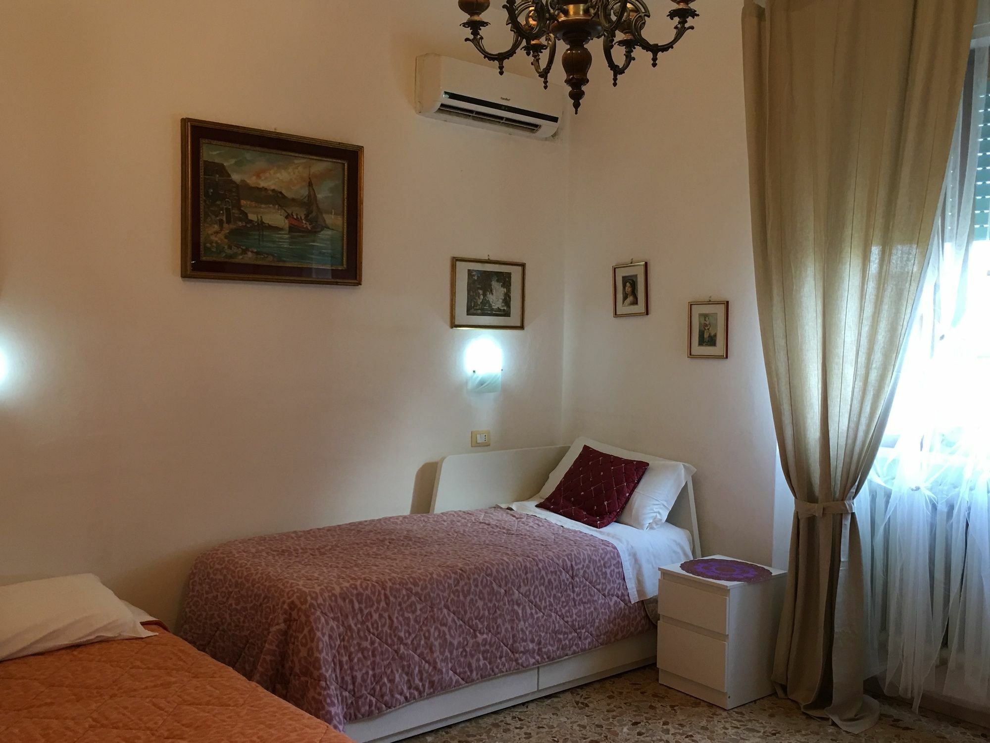 A Casa Doina Airport2 Bed & Breakfast Pisa Ngoại thất bức ảnh