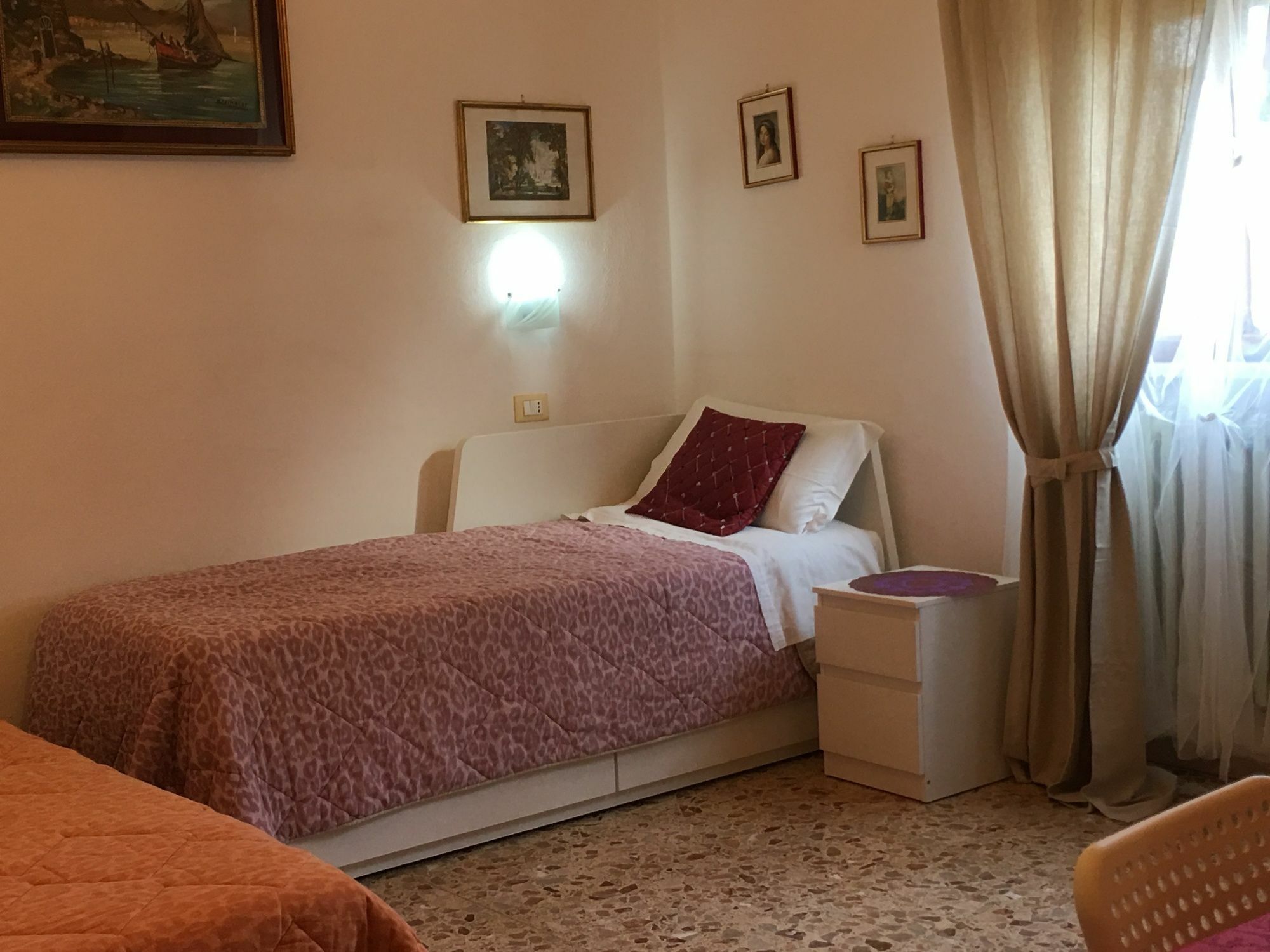 A Casa Doina Airport2 Bed & Breakfast Pisa Ngoại thất bức ảnh