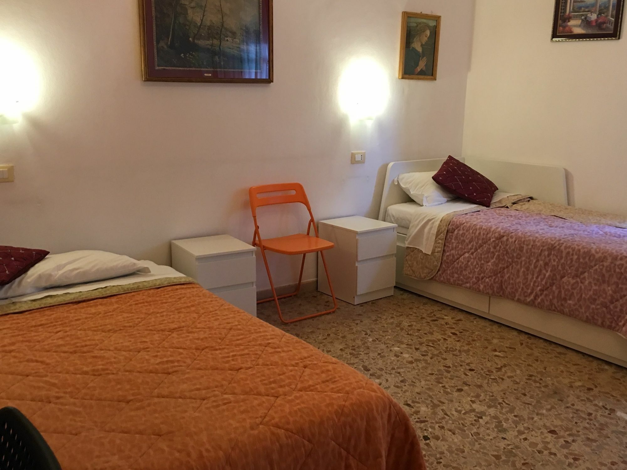 A Casa Doina Airport2 Bed & Breakfast Pisa Ngoại thất bức ảnh