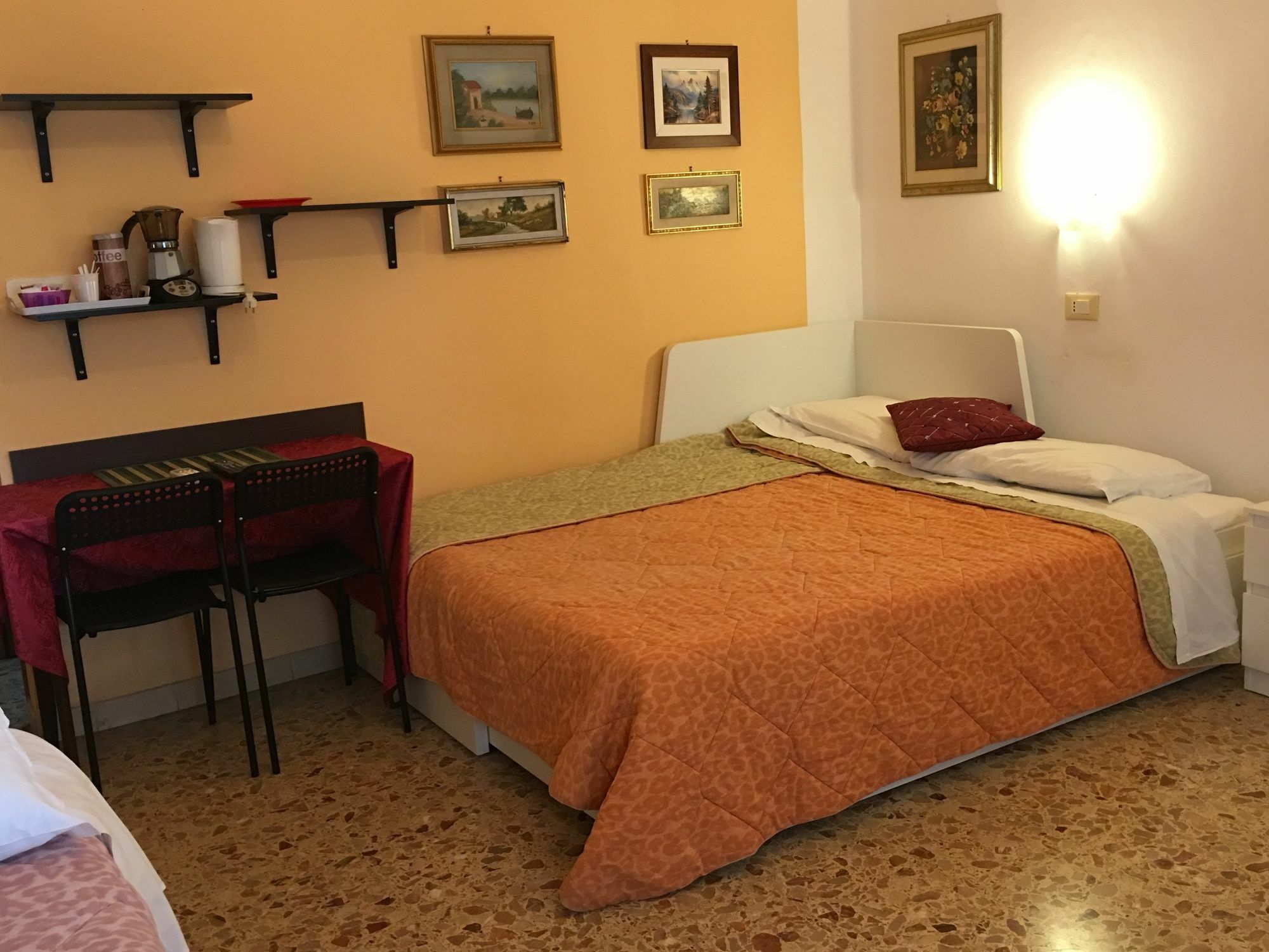 A Casa Doina Airport2 Bed & Breakfast Pisa Ngoại thất bức ảnh