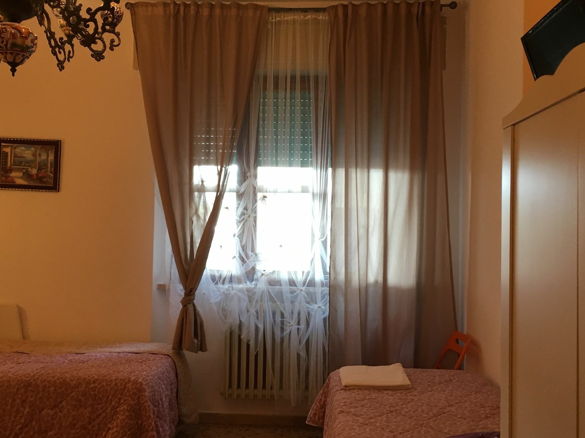 A Casa Doina Airport2 Bed & Breakfast Pisa Ngoại thất bức ảnh