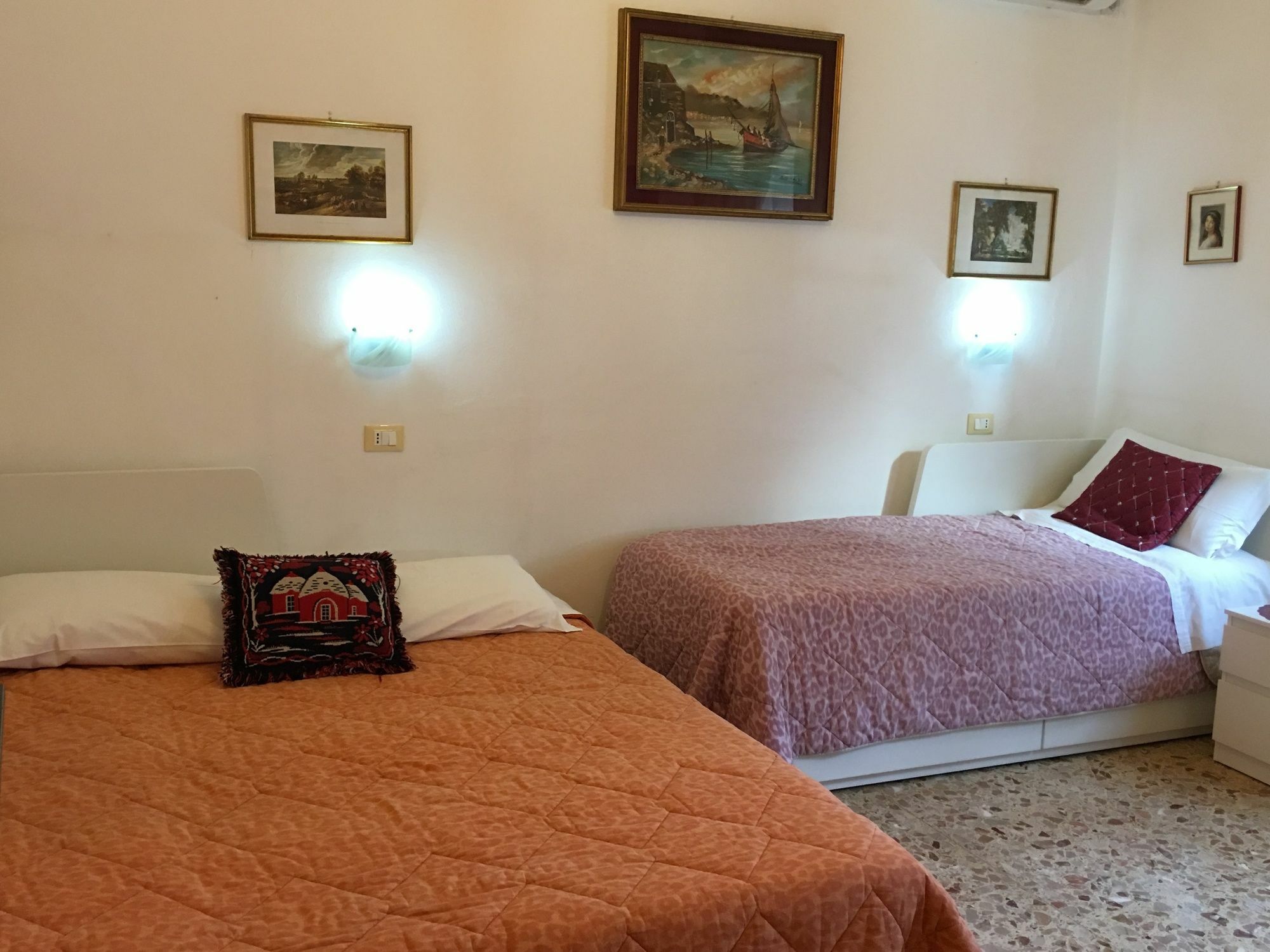 A Casa Doina Airport2 Bed & Breakfast Pisa Ngoại thất bức ảnh